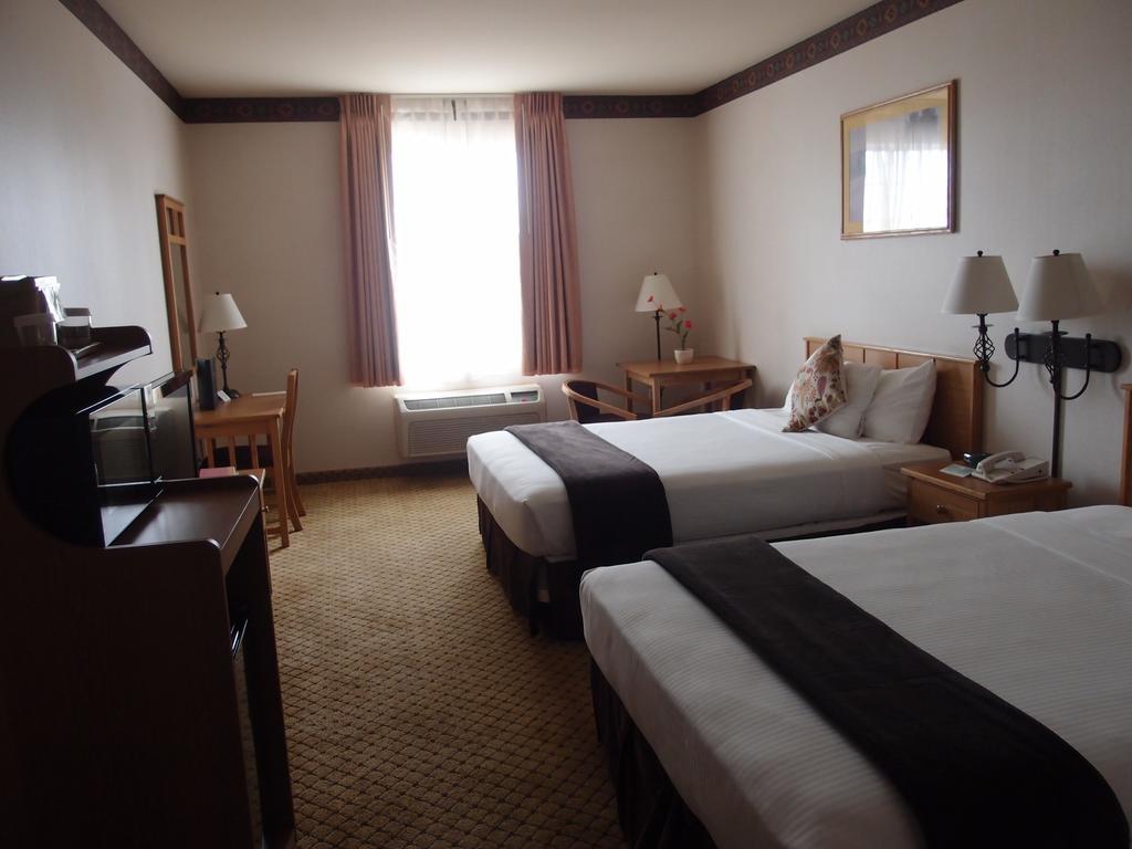 The Inn At Rolling Hills Casino & Resort Corning Eksteriør billede